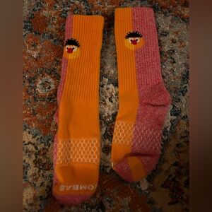 Bombas Sesame Street Ernie socks
